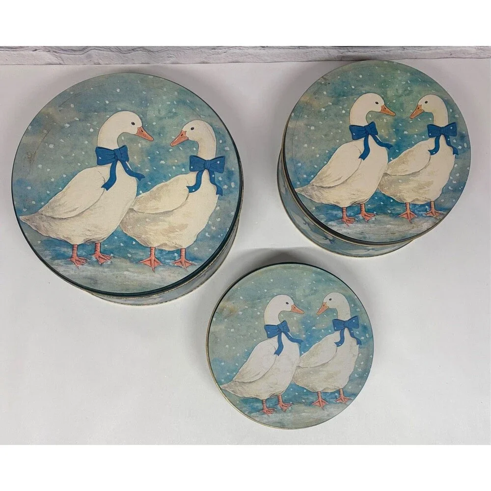 Kitchen there are